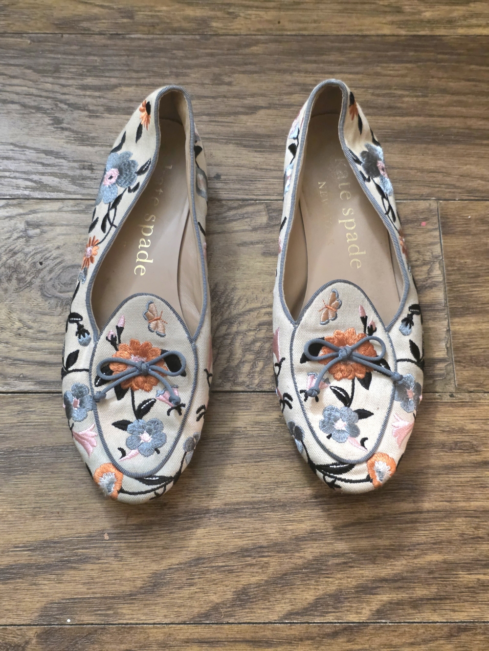 kate spade Cream Embroidered Floral Loafers with Blue, Orange & Pink Details 7.5